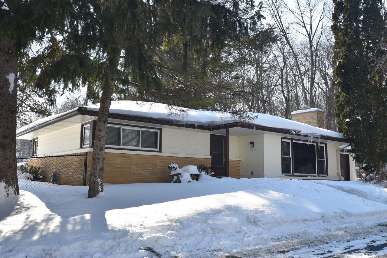7359 N 100th St., Milwaukee, WI 53224