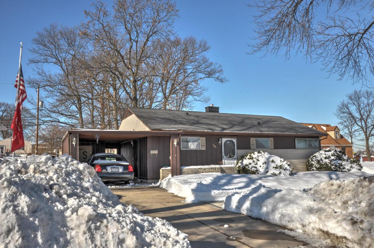 4801 S 6th St., Milwaukee, WI 53221