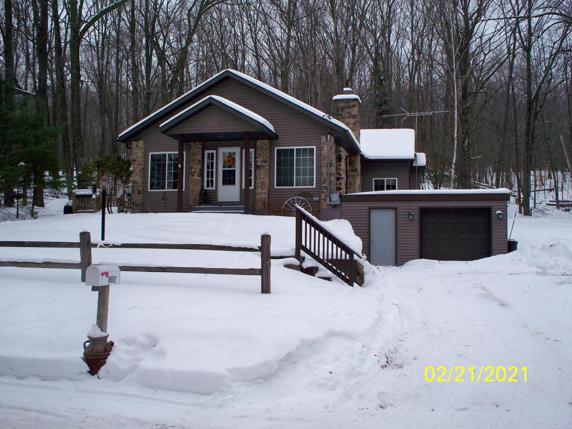 10609 W Rost Lake Rd., Brazeau, WI 54112