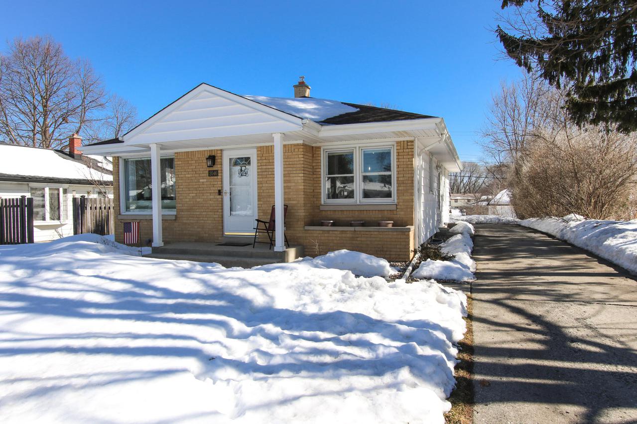 2046 N 119th St., Wauwatosa, WI 53226