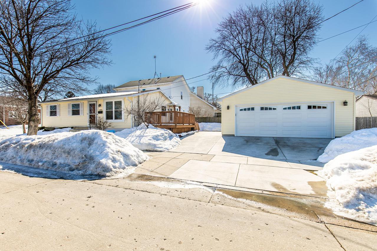 4005 77th St., Kenosha, WI 53142