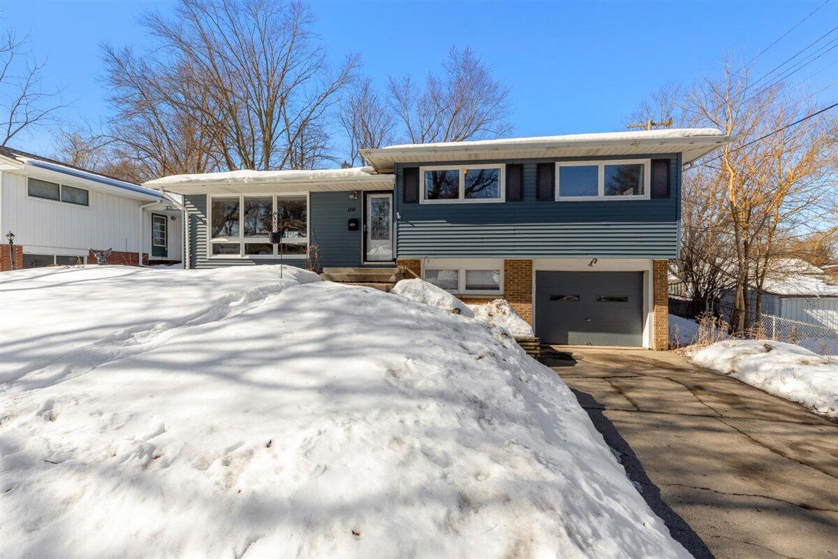 1210 Hickory Dr., Waukesha, WI 53186