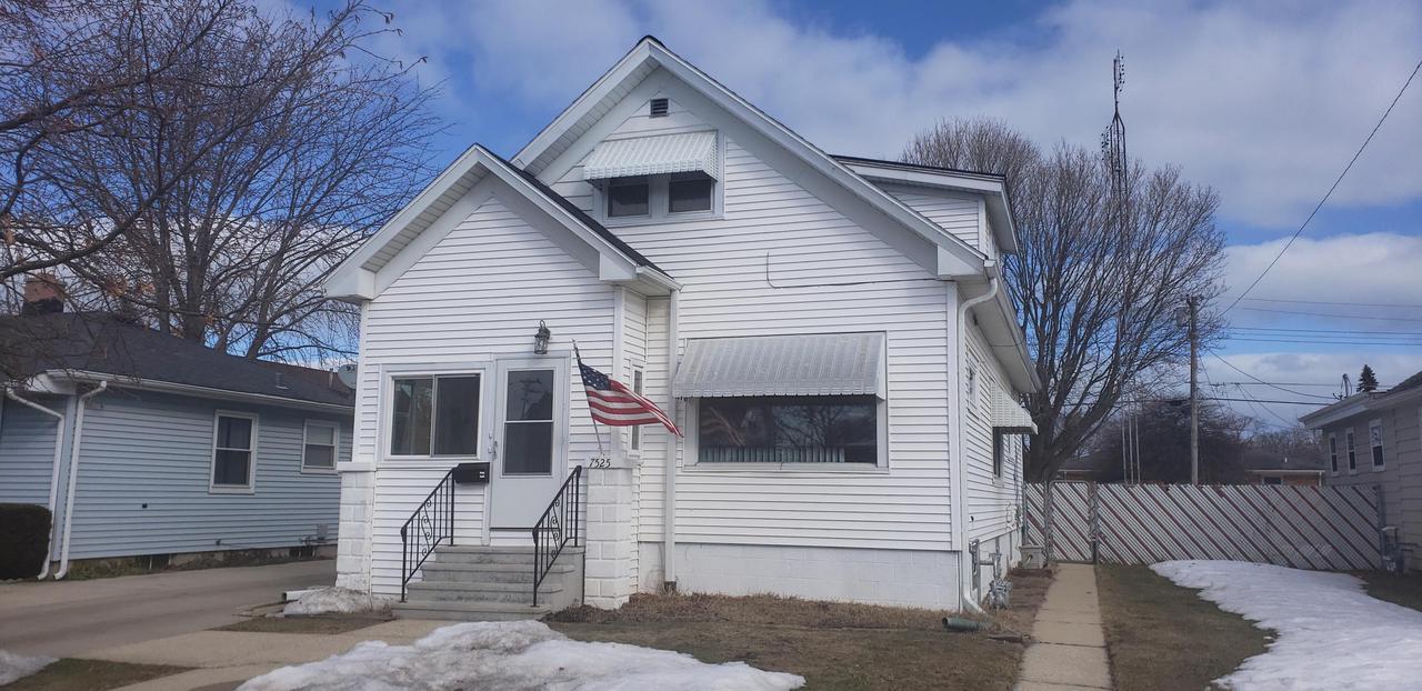 7525 26th Ave, Kenosha, WI 53143