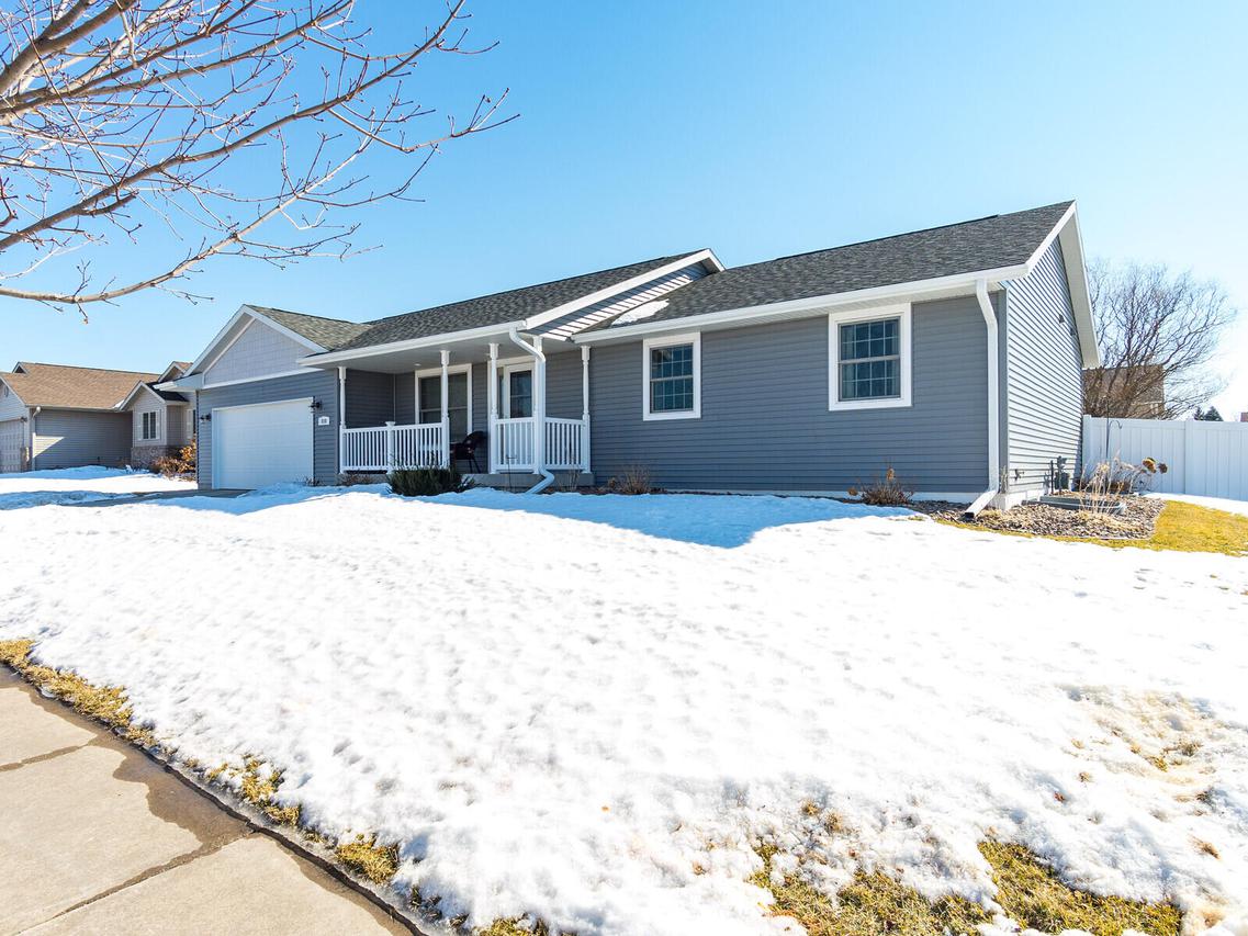 810 Silver Dr., Holmen, WI 54636