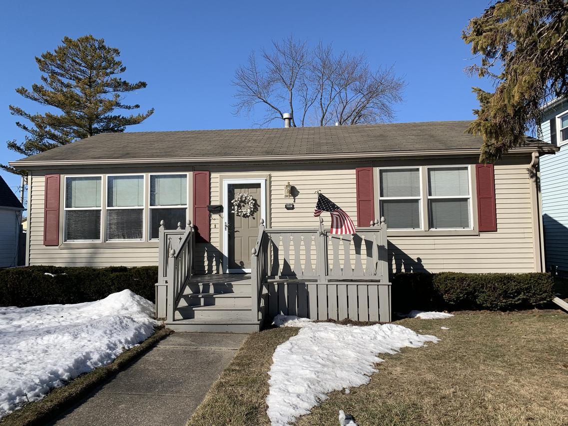 3320 Lasalle St, Racine, WI 53402