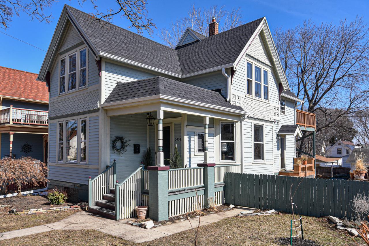 2434 S Woodward St., Milwaukee, WI 53207