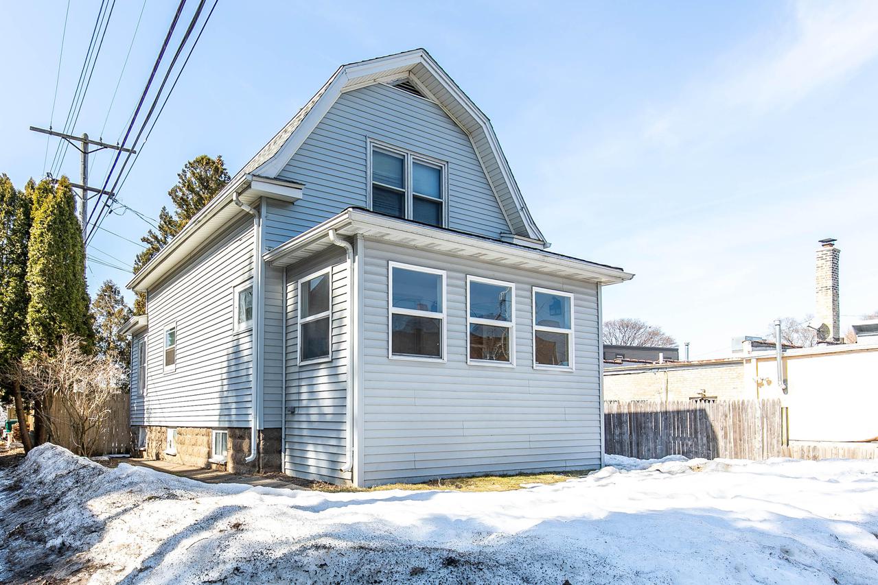 6010 31st Ave., Kenosha, WI 53142