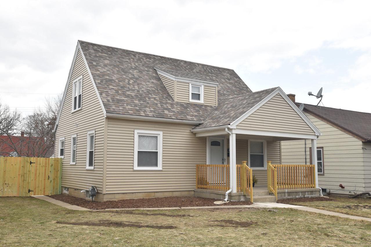 4373 N 52nd St, Milwaukee, WI 53216