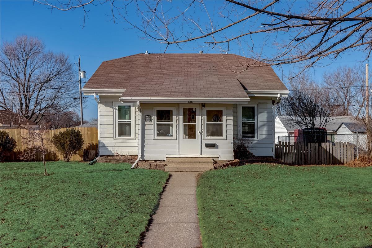1436 E Saveland Ave., Milwaukee, WI 53207