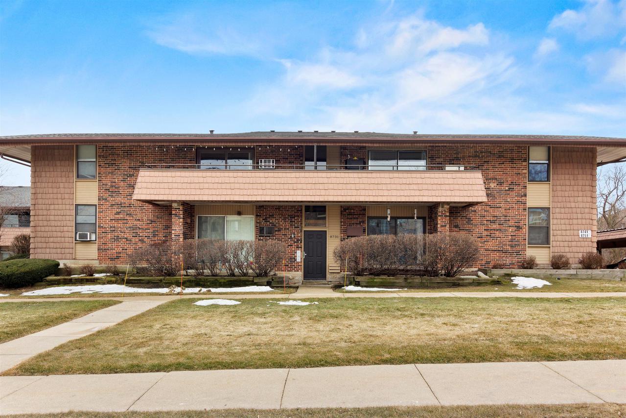 8731 W Oklahoma Ave #A, Milwaukee, WI 53227