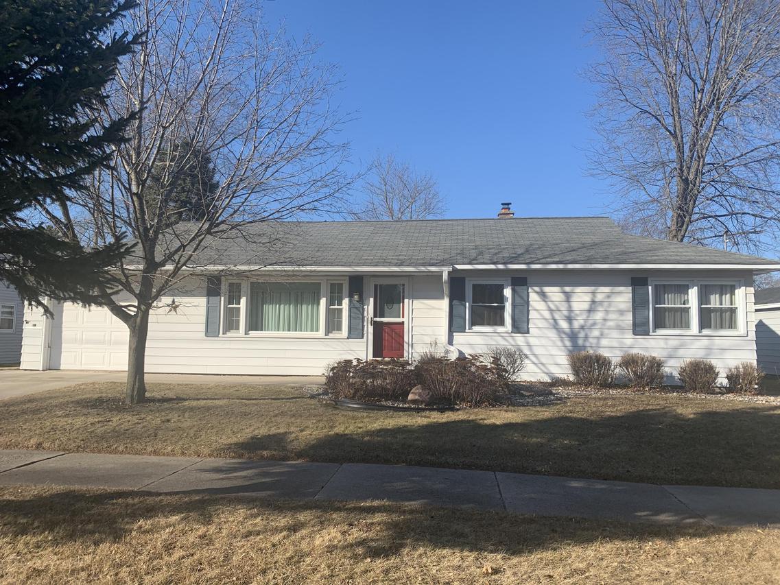 3296 Carney Ave., Marinette, WI 54143