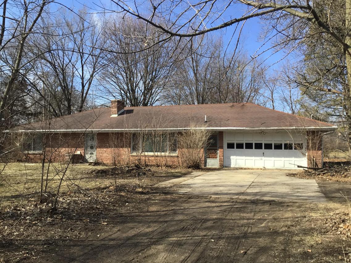 W250S3117 Center Rd., Waukesha, WI 53189