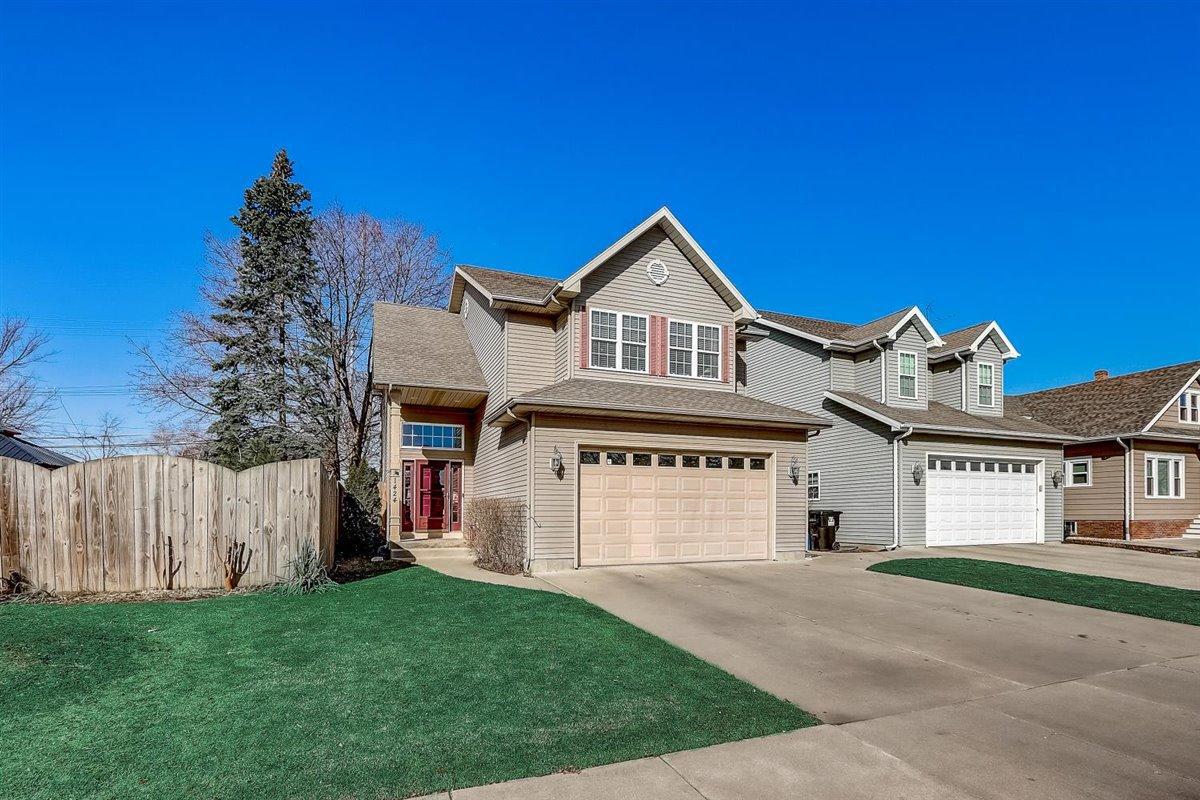1424 Lathrop Ave., Racine, WI 53405