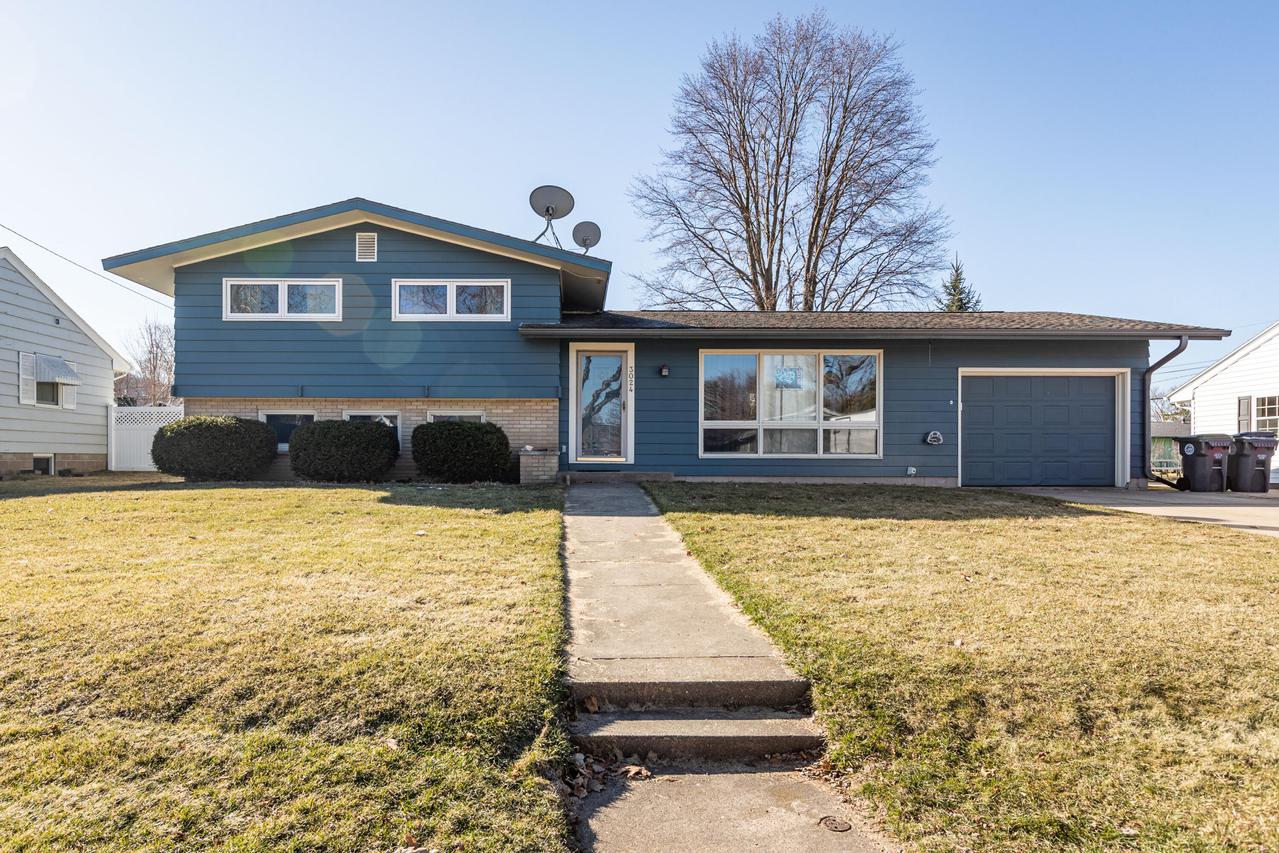 3024 Lincoln Ave., La Crosse, WI 54601
