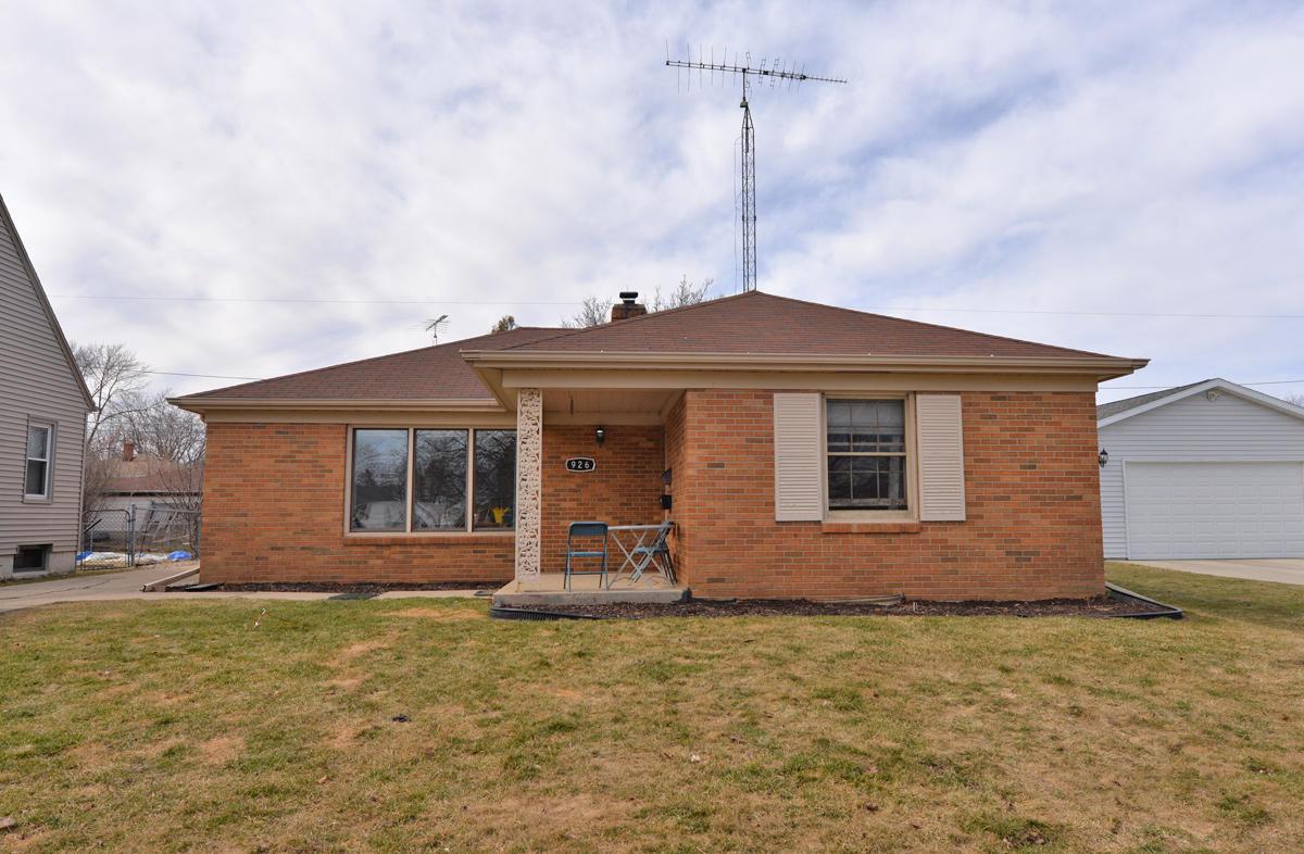 926 Indiana St., Racine, WI 53405