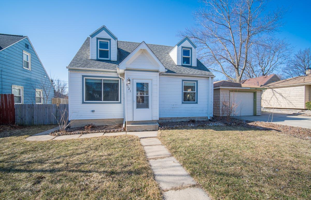 8121 W Lisbon Ave, Milwaukee, WI 53222