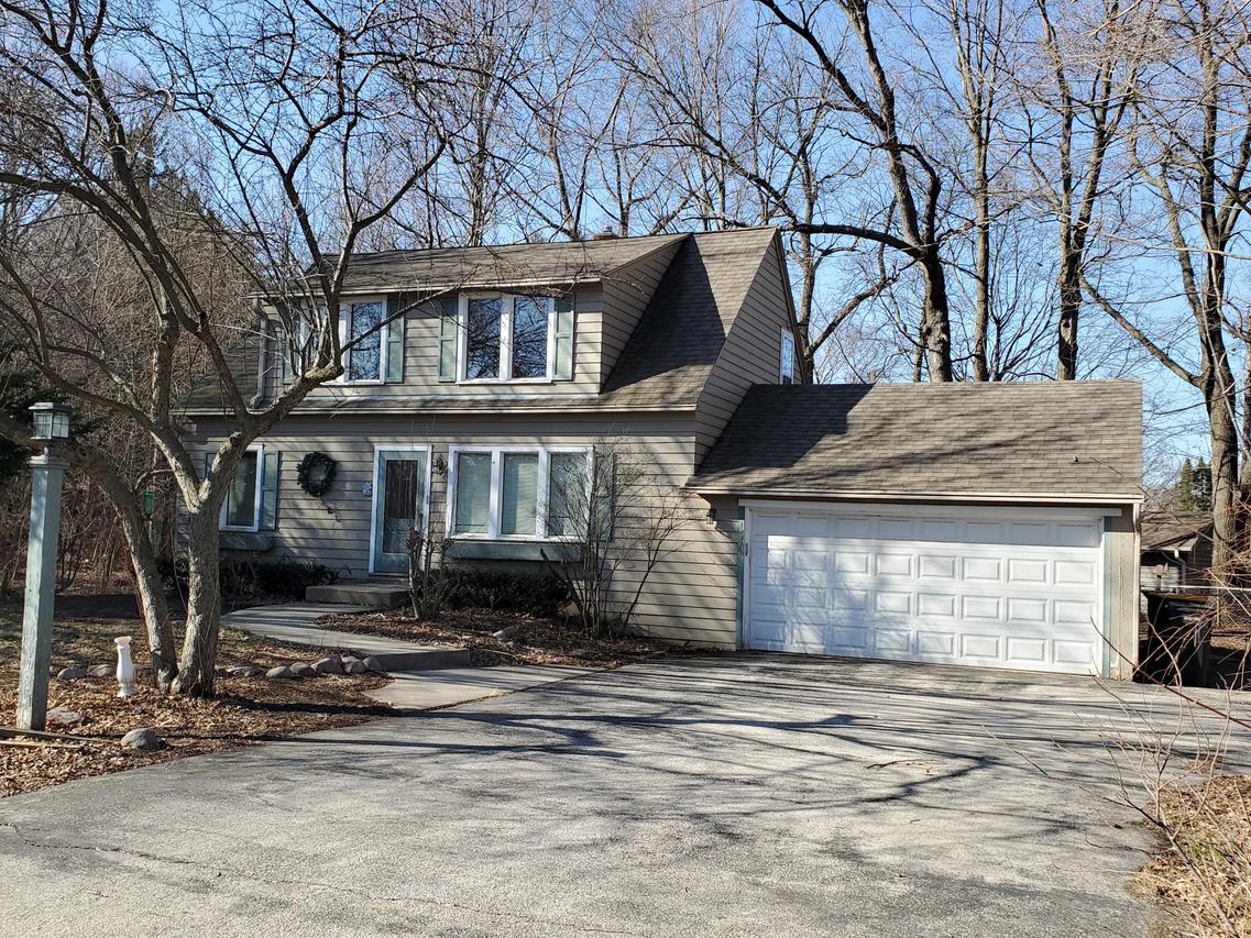 1931 E Racine Ave, Waukesha, WI 53186