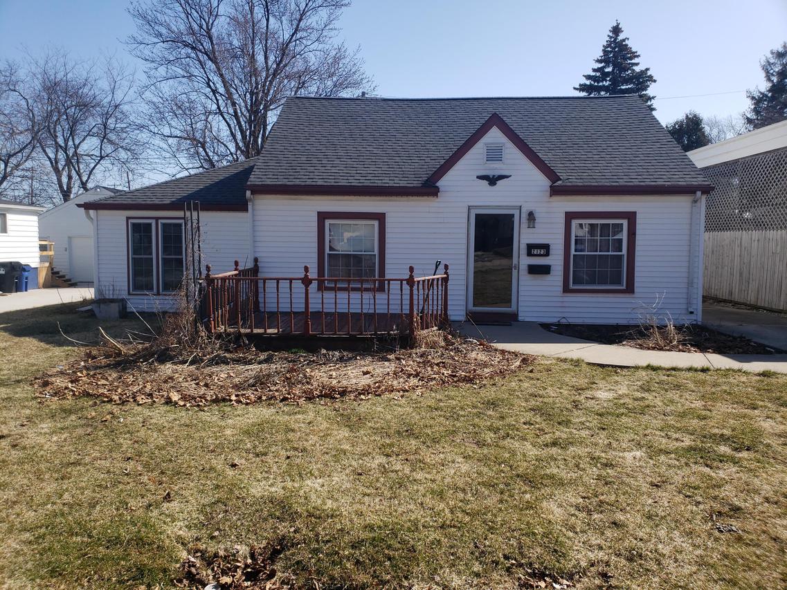 2123 Orchard St., Racine, WI 53405