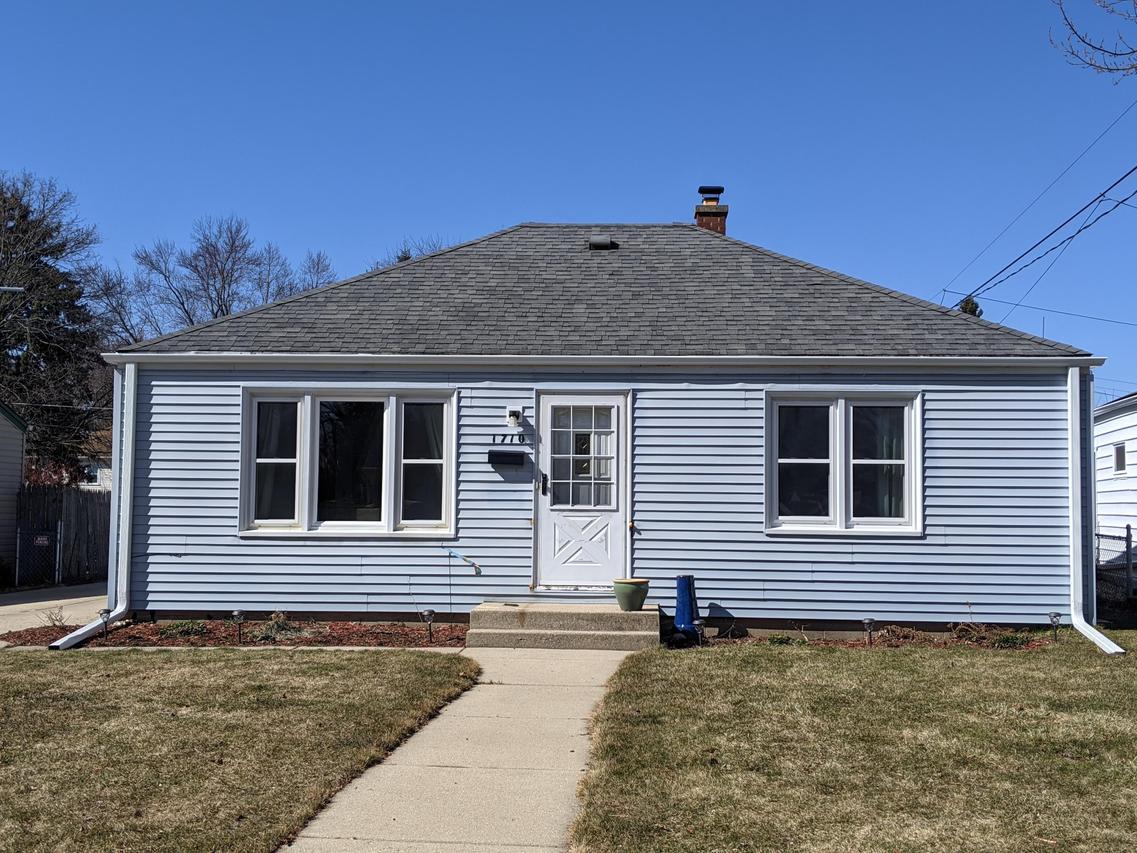 1710 Russet St., Racine, WI 53405