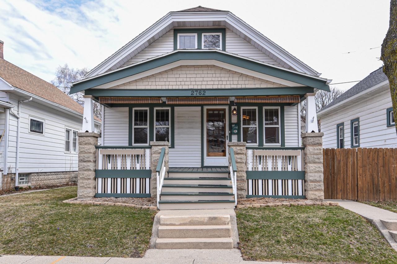 2762 S Delaware Ave., Milwaukee, WI 53207