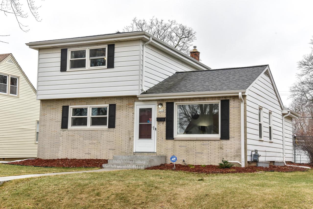 3149 N 87th St, Milwaukee, WI 53222