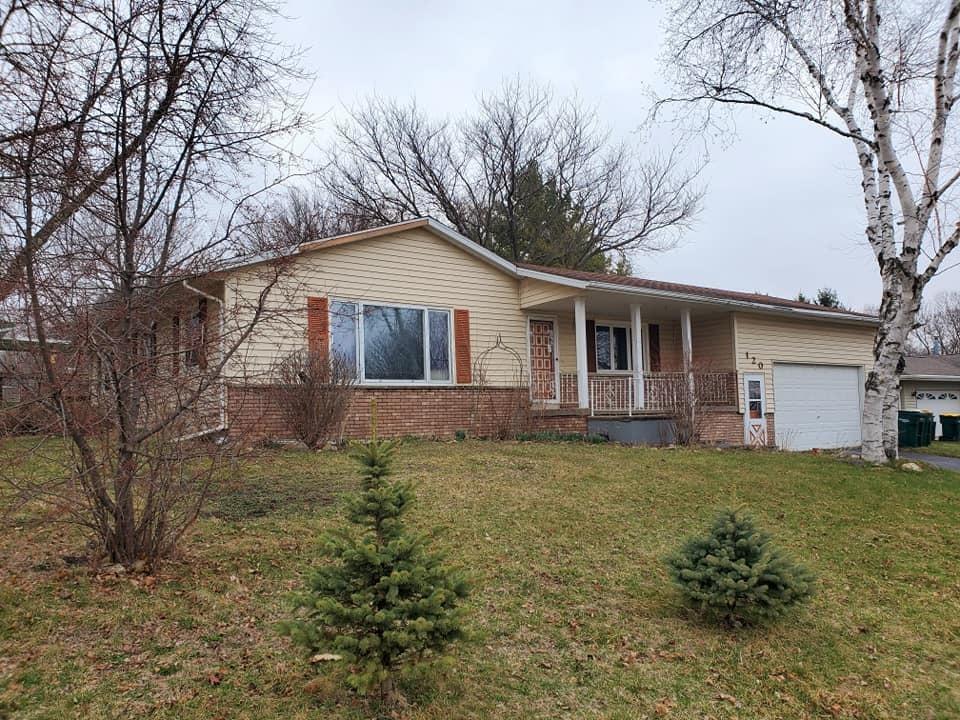 120 Washington Ave, Iron Ridge, WI 53035