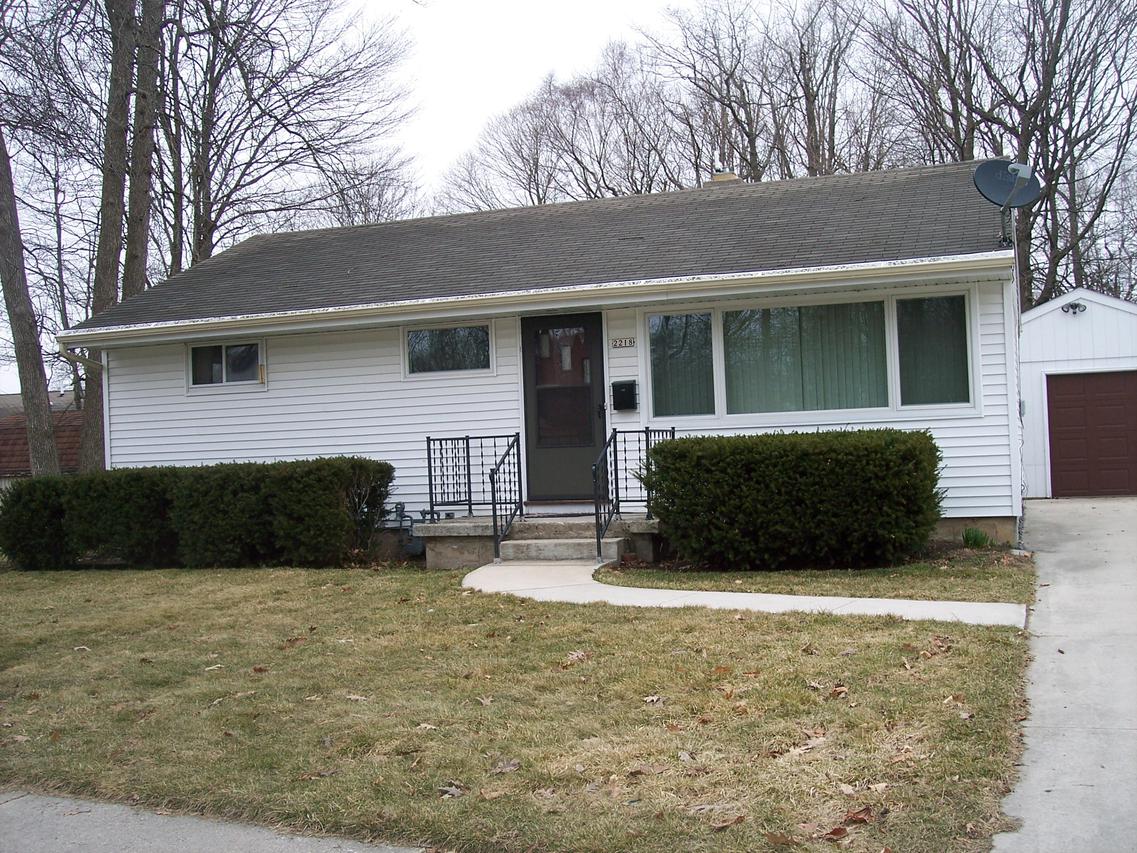 2218 Granger Rd., Manitowoc, WI 54220