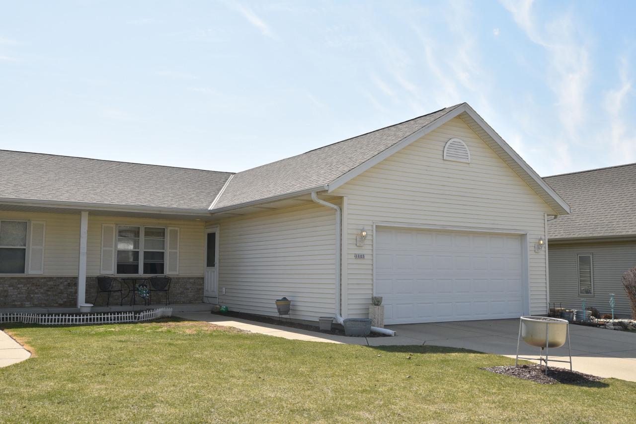 1103 Firethorn Dr, West Bend, WI 53090
