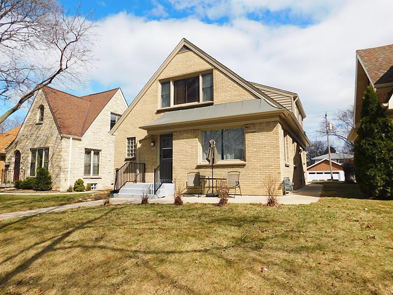 3244 S Logan Ave., Milwaukee, WI 53207
