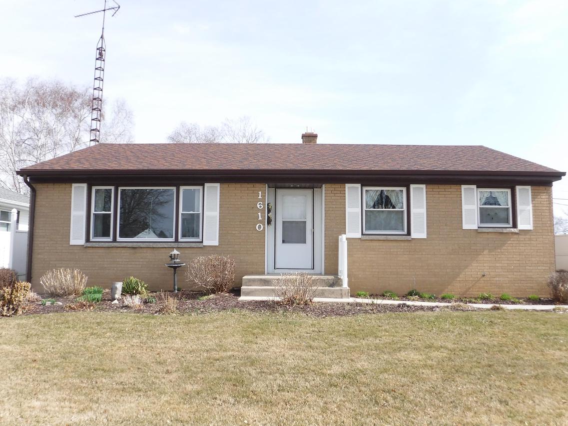 1610 Reed Ave., Manitowoc, WI 54220