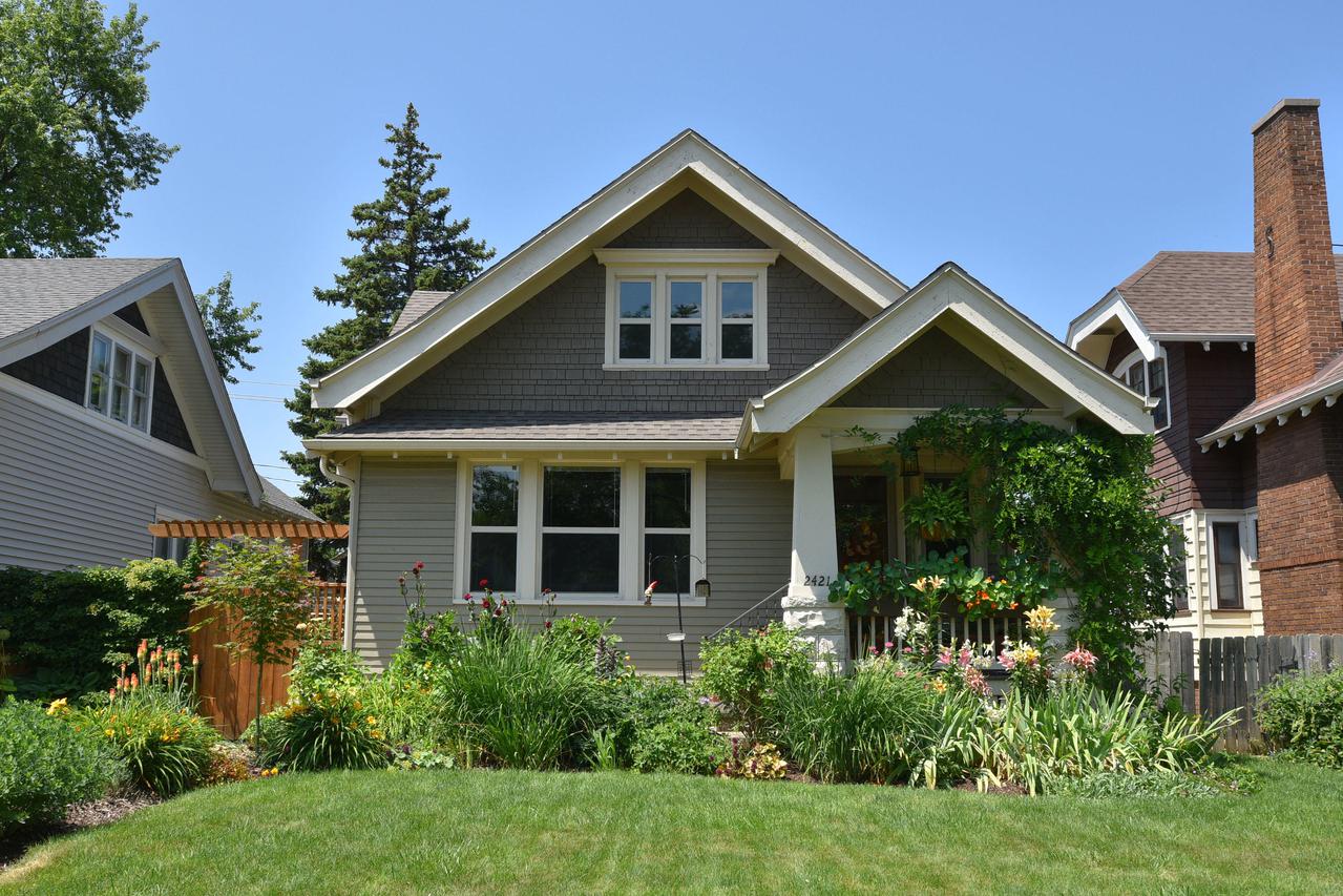 2421 N 46th St., Milwaukee, WI 53210