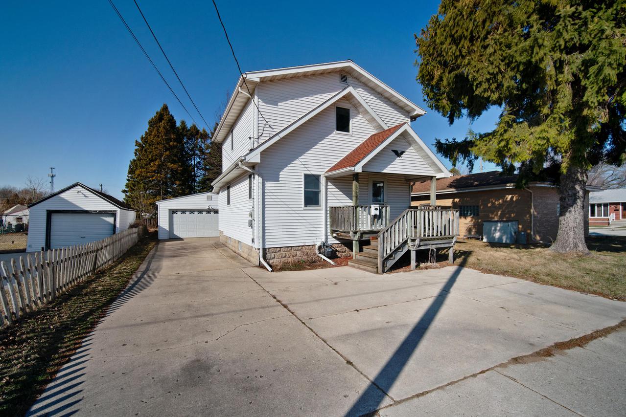 2604 13th St., Two Rivers, WI 54241
