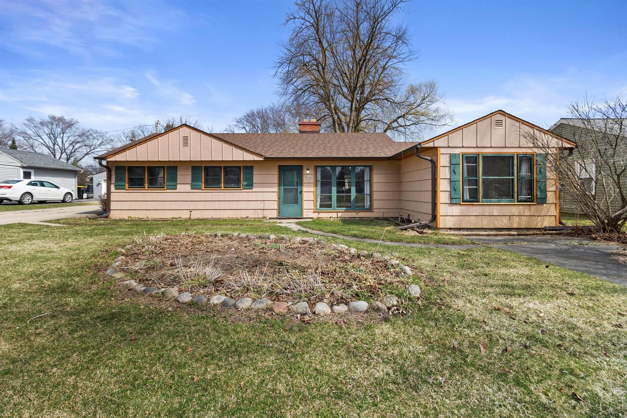 4512 N 101st St., Wauwatosa, WI 53225