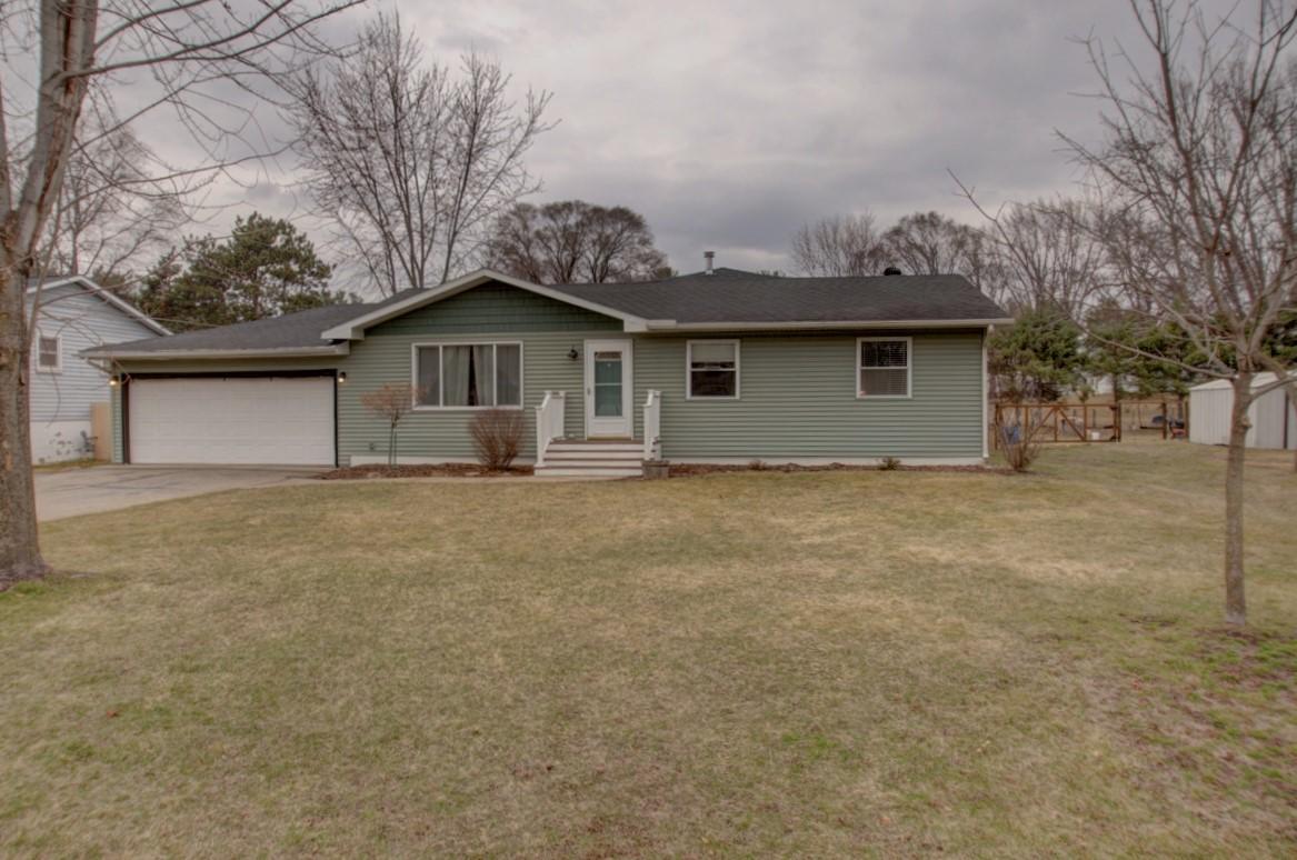 W7036 Pineview Dr., Onalaska, WI 54650