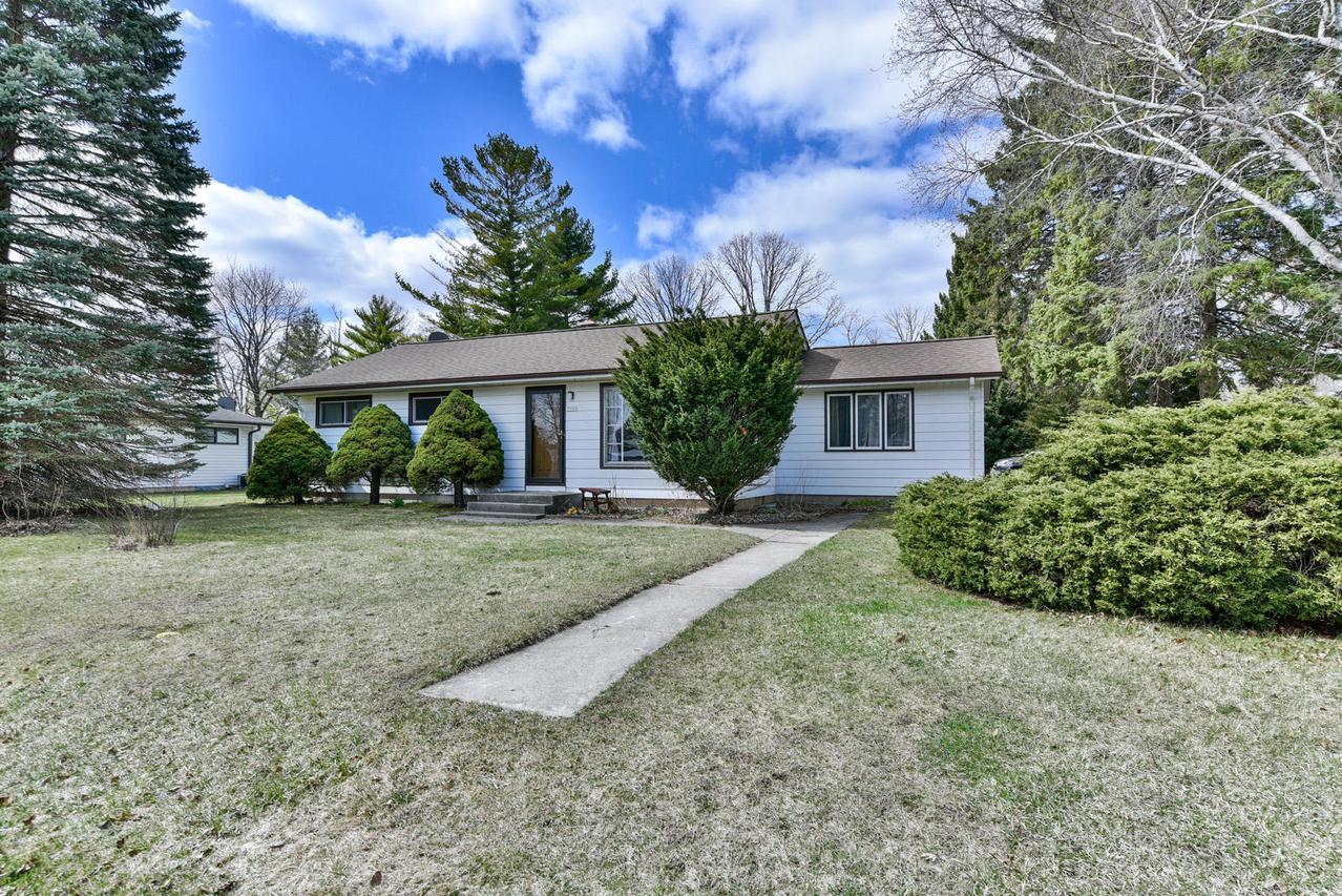 7901 N 80th St, Milwaukee, WI 53223