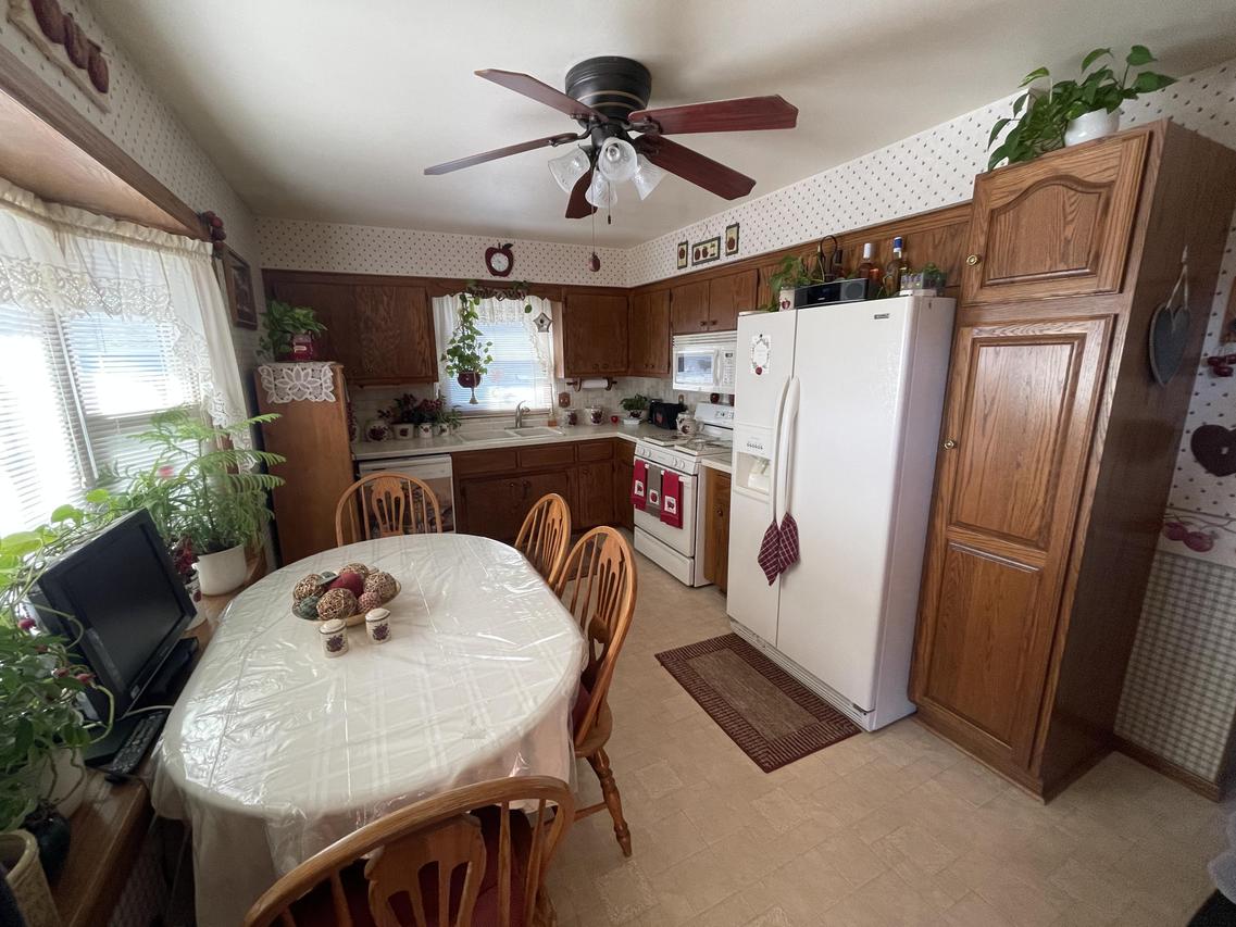 3341 Kennsington Sq., Sturtevant, WI 53177