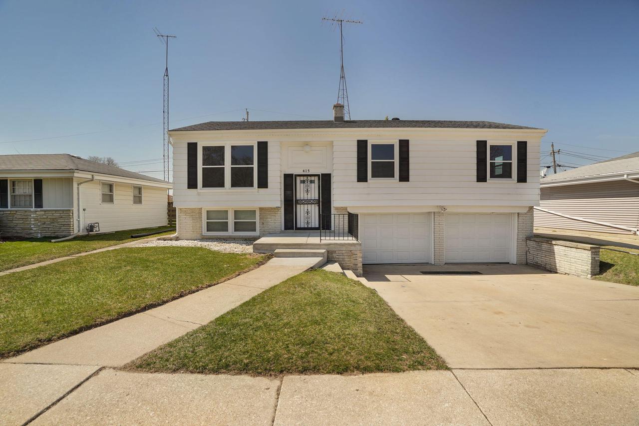 4150 Manhattan Dr., Racine, WI 53402