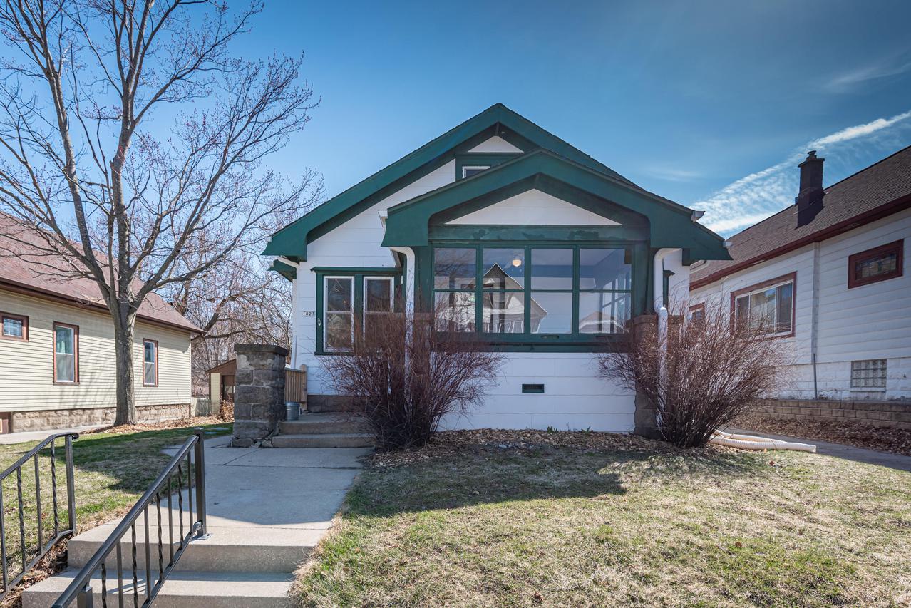 1823 E Bennett Ave. #1825, Milwaukee, WI 53207