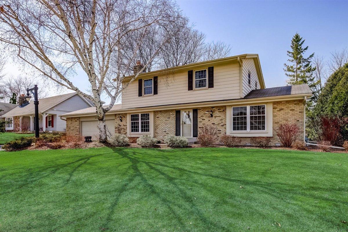 8317 S 42nd St, Franklin, WI 53132