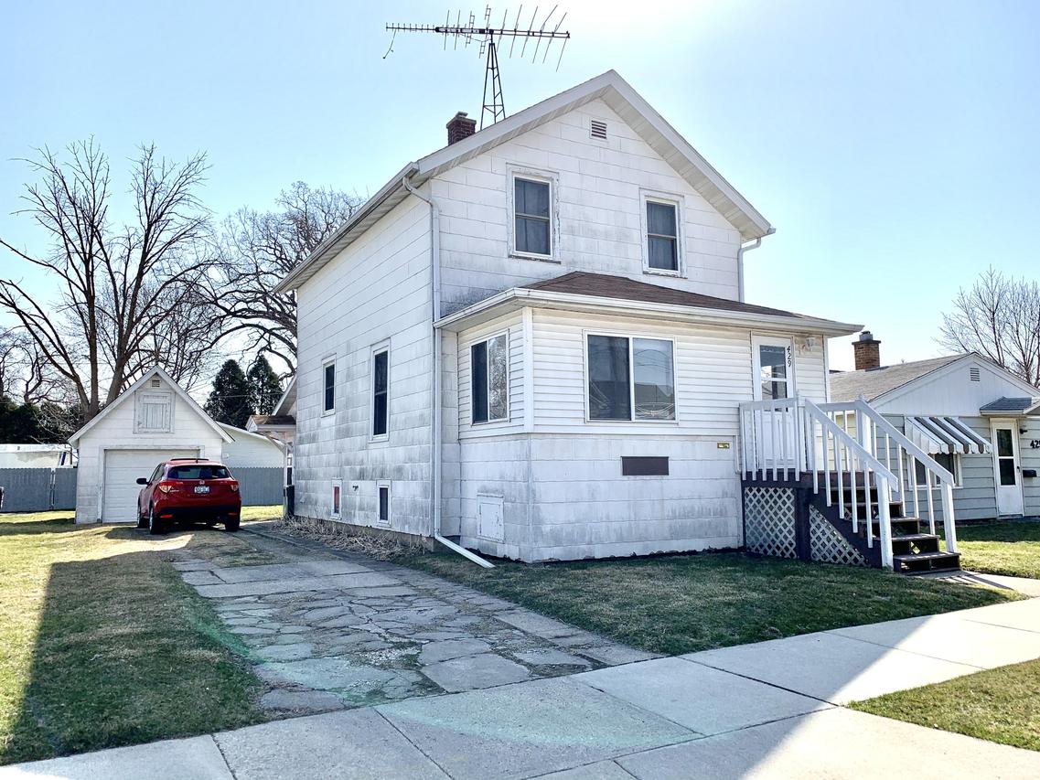 429 N Military Rd., Fond Du Lac, WI 54935