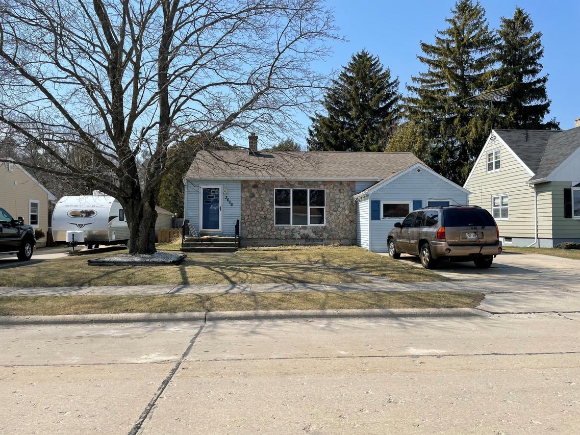 3606 Columbus St., Two Rivers, WI 54241