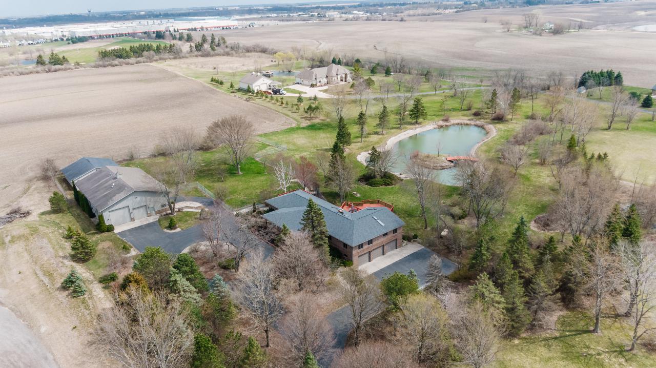 1601 51st Dr, Yorkville, WI 53182