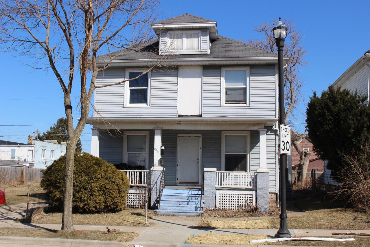2017 Racine St., Racine, WI 53403