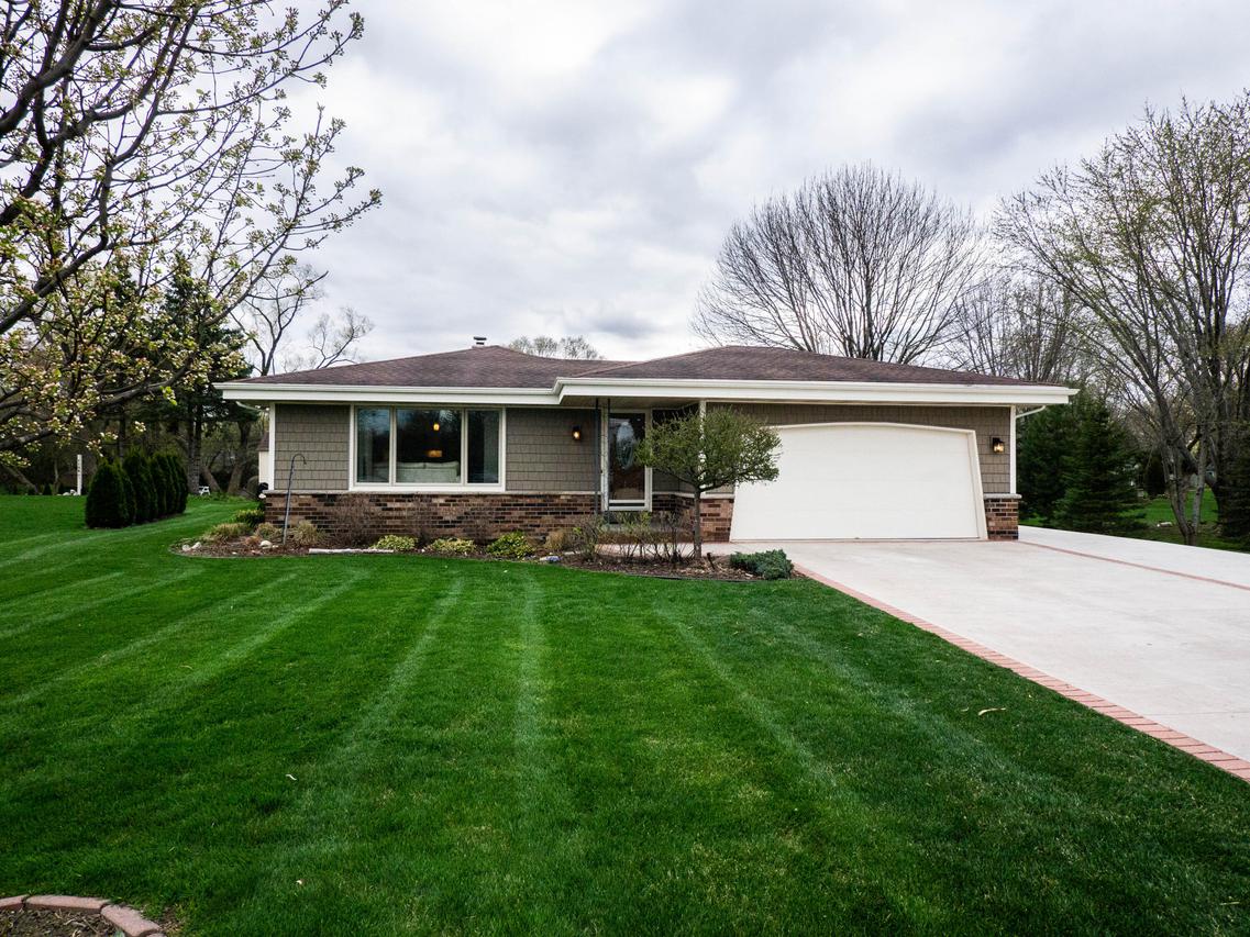 7144 S 47th Pl., Franklin, WI 53132