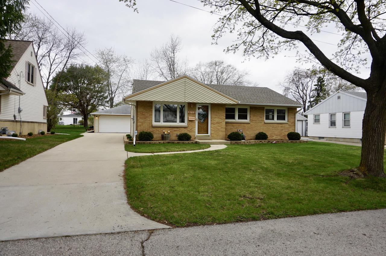 3773 S 68th St, Milwaukee, WI 53220