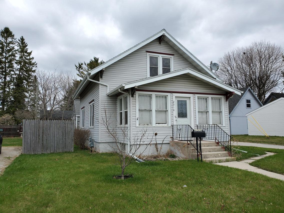 2014 Waldo Blvd., Manitowoc, WI 54220