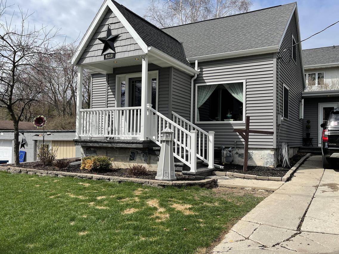4210 Delta St., Manitowoc, WI 54220
