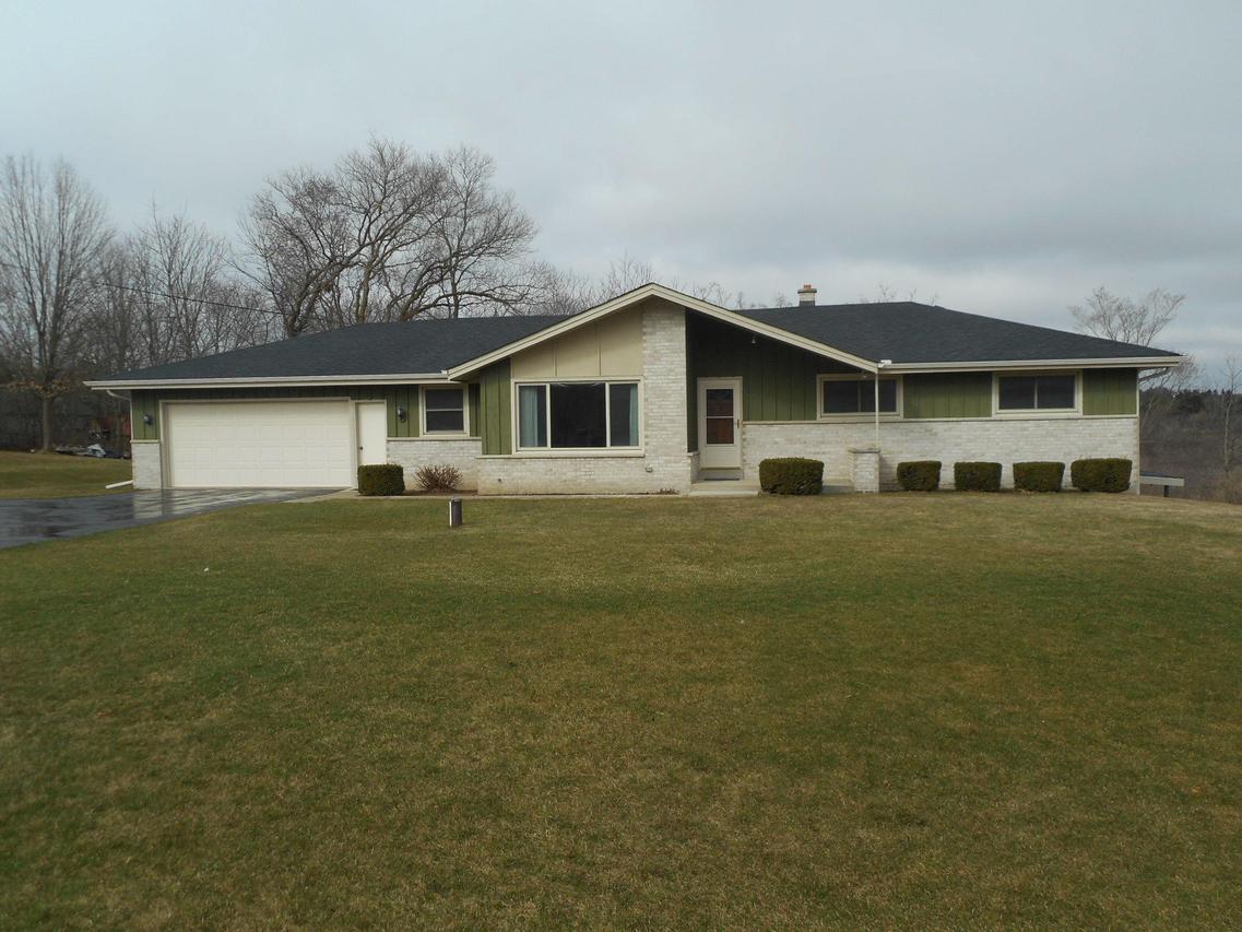 W220S6685 Crowbar Dr., Vernon, WI 53150