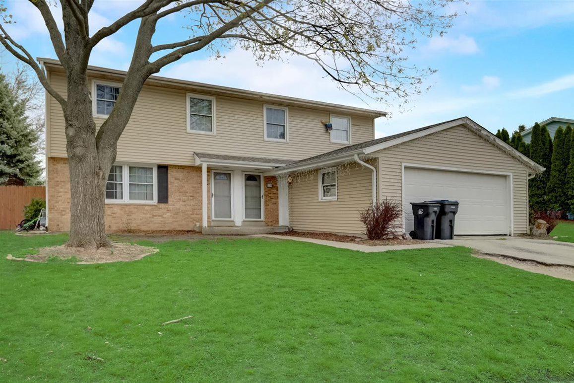 2136 Kilps Dr. #2138, Waukesha, WI 53188