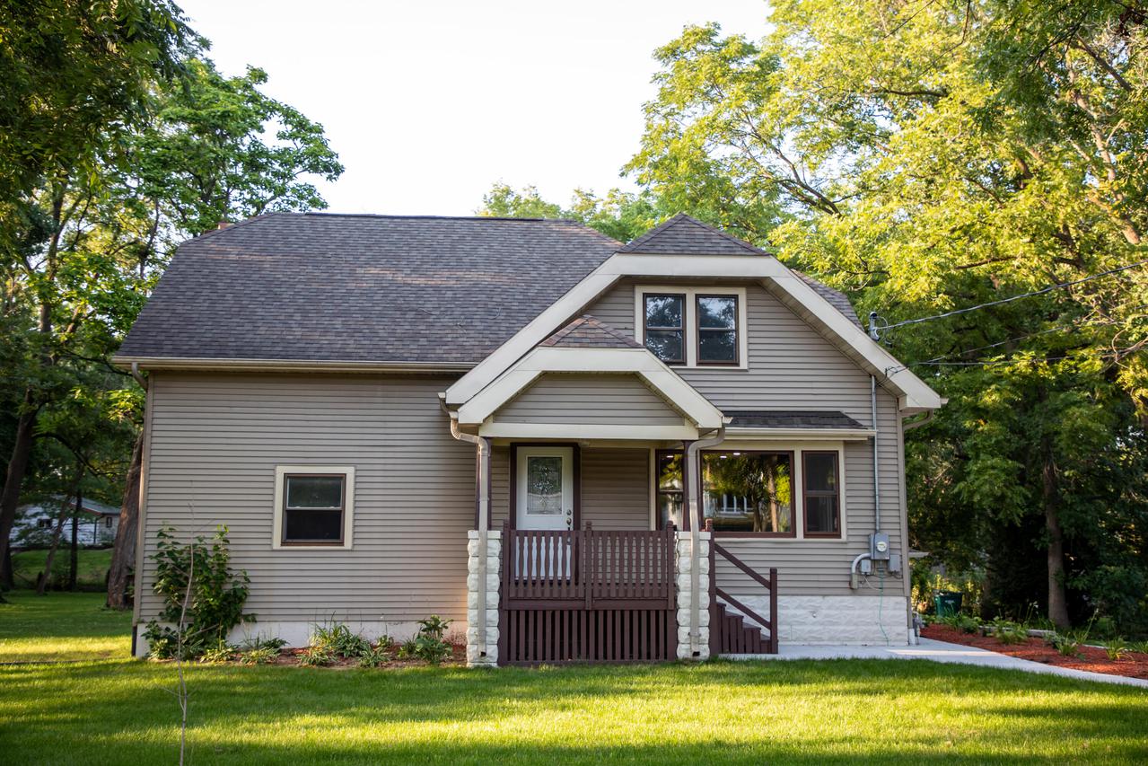 12506 W Forest Dr., New Berlin, WI 53151
